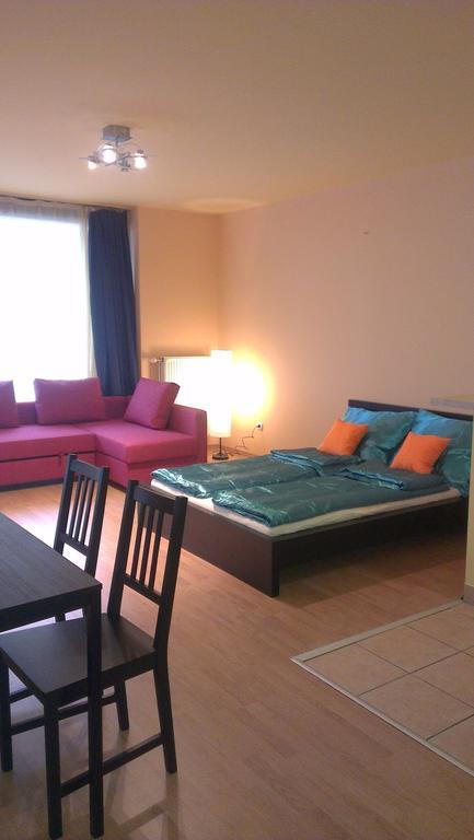 Apartman 4 You Wellness Budapest Szoba fotó